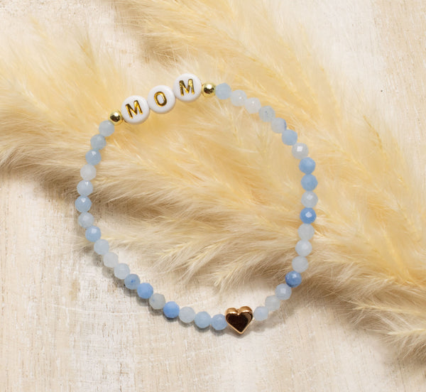 Aquamarin Armband, Personalisiert , 18K vergoldete Perlen, Namensarmband