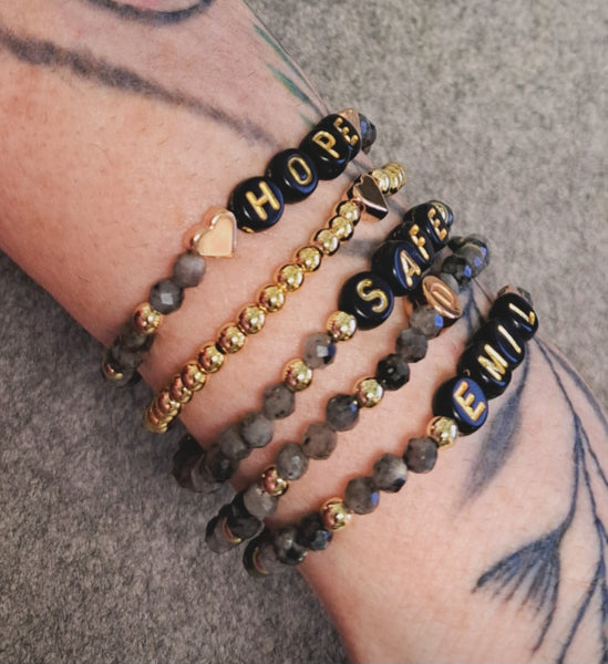 Labradorit Armband, Personalisiert , 18K vergoldete Perlen, Namensarmband , mit Namen