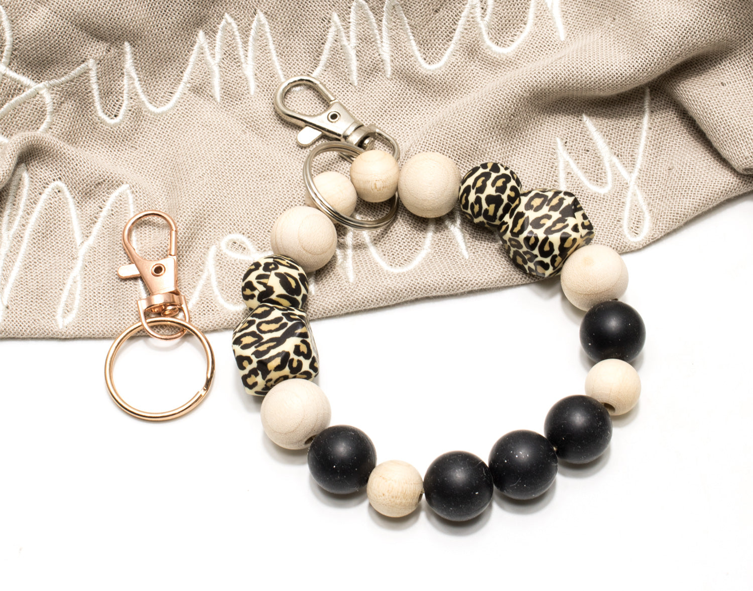 Schlüsselarmband Leo, Armband für Schlüssel, Autoschlüssel, Leopard