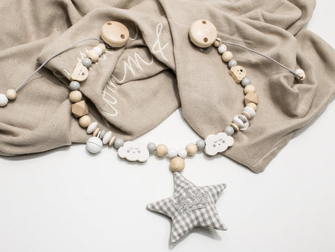 Kinderwagenkette natur grau Wolken Bärchen