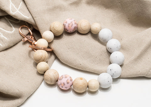 Schlüsselarmband Leo braun rosa, Armband für Schlüssel, Autoschlüssel