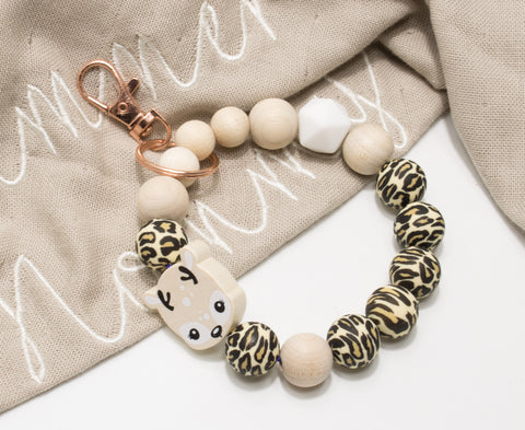 Schlüsselarmband Reh braun rosa, Armband für Schlüssel, Autoschlüssel Leo